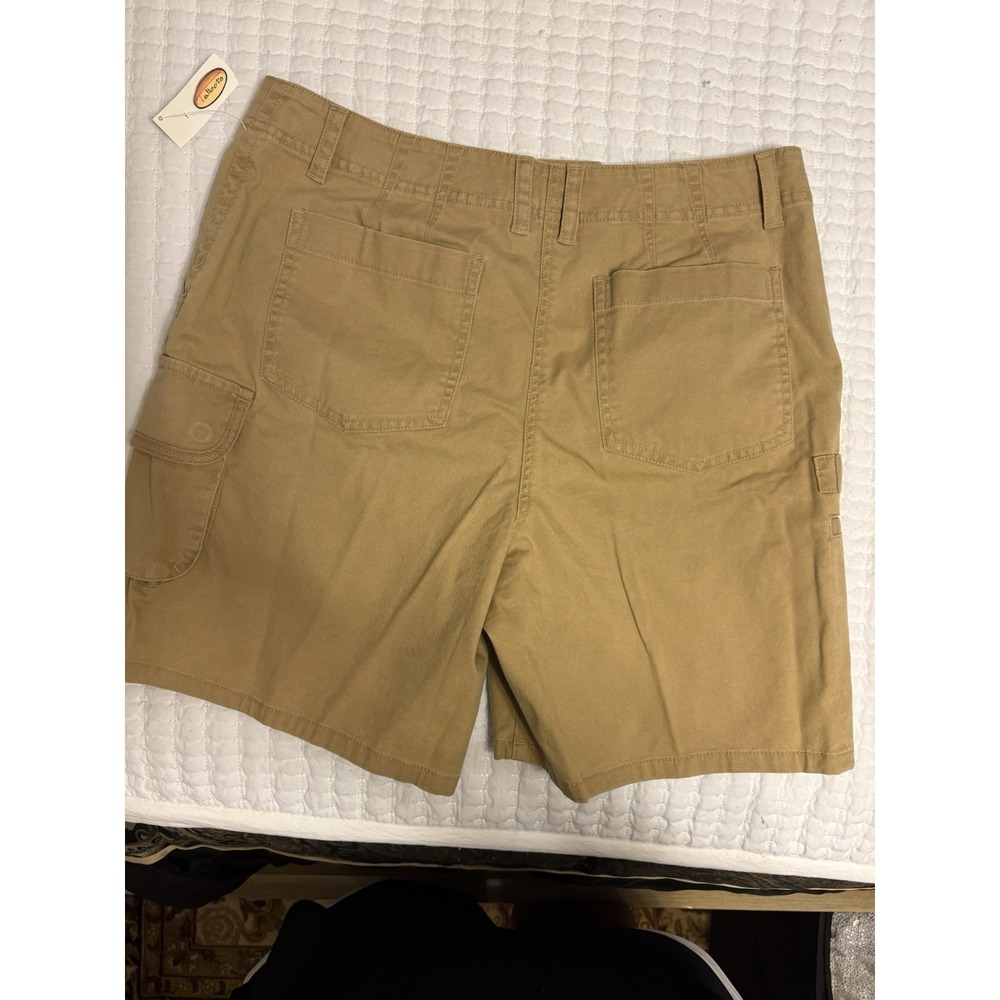 Talbots Women's Khaki Cargo Shorts, Size 12, NWT, - Picture 4 of 8
